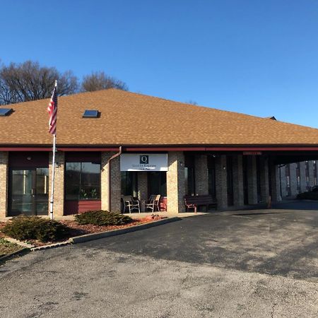 Quality Express Inn & Suites Mineral Wells Esterno foto
