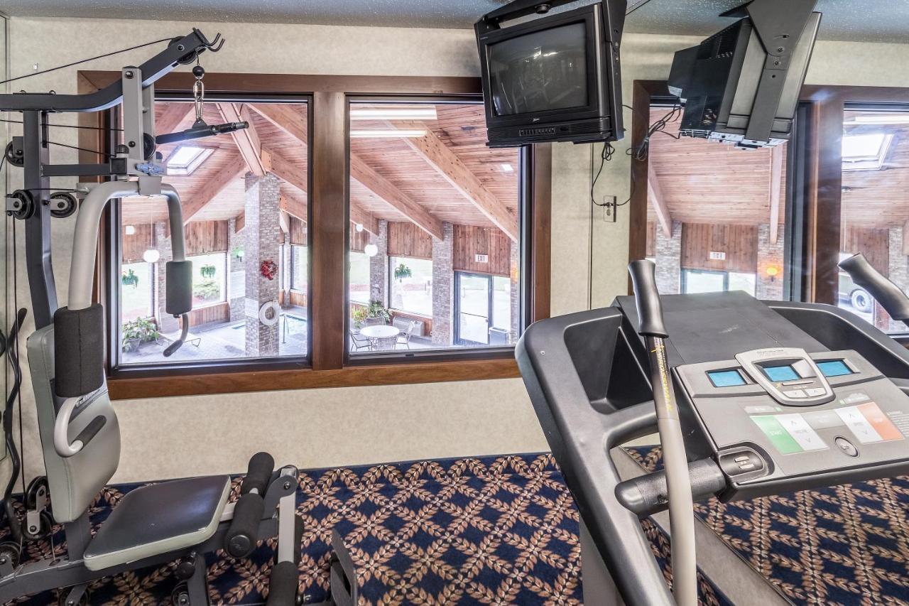 Quality Express Inn & Suites Mineral Wells Esterno foto
